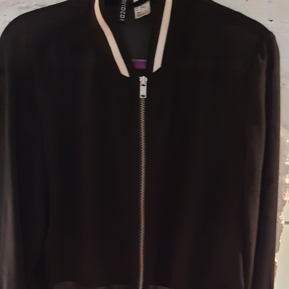 Mesh style zipper front cropped blouson